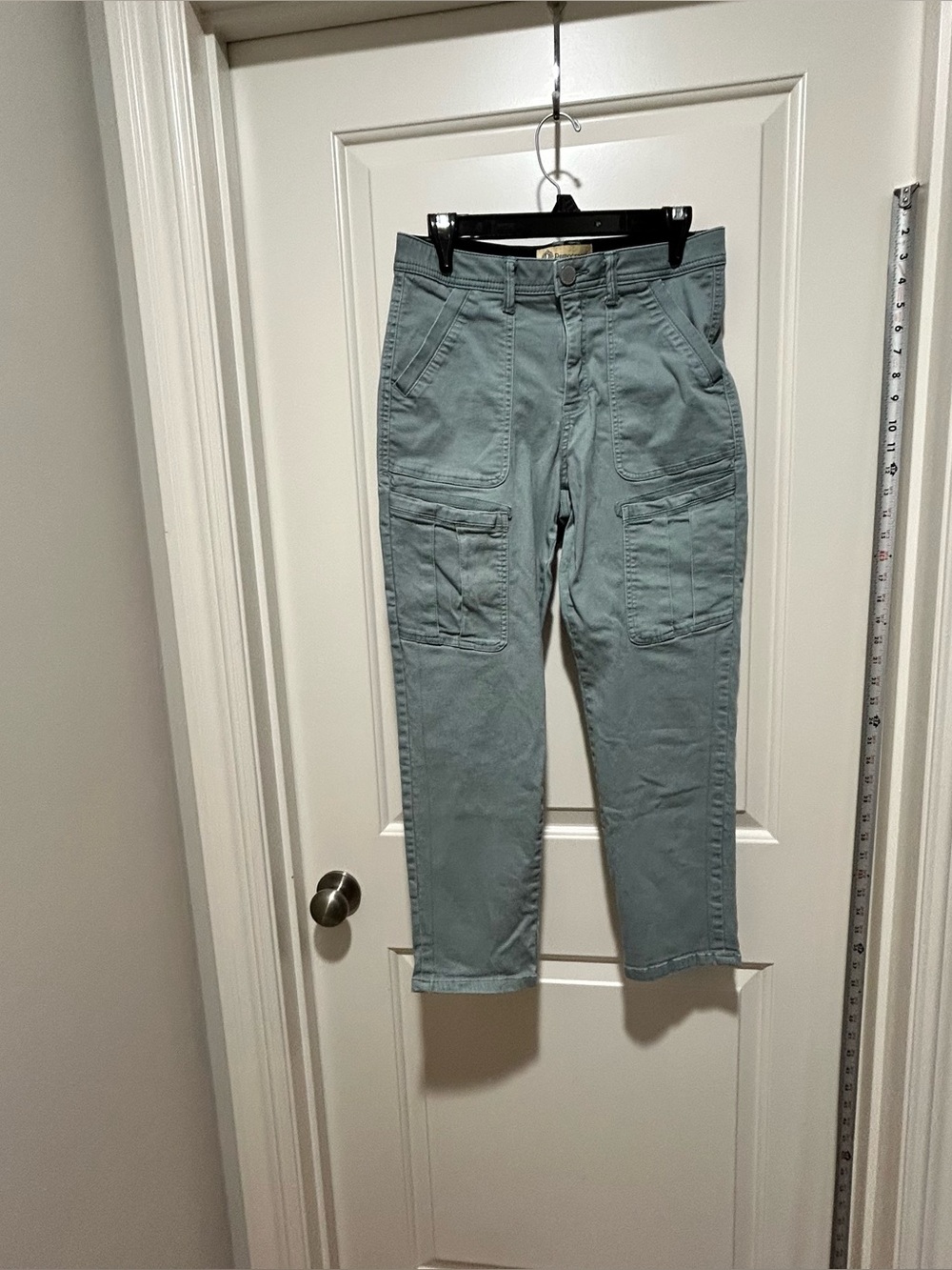 Democracy AB Technology women’s size 8 straight leg Cargo Pants in Sage LIKE NEW